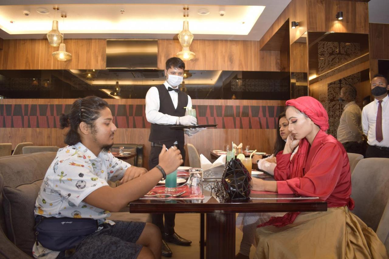 Hotel Palazzo Prime Tezpur Eksteriør billede